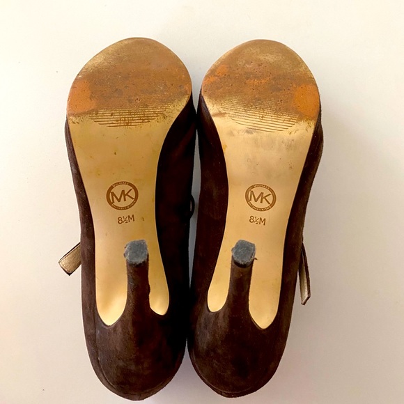 Michael Kors Brown Suede Mary Jane 8.5 pumps - Picture 5 of 7